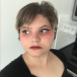 Meet your Posher, Paige